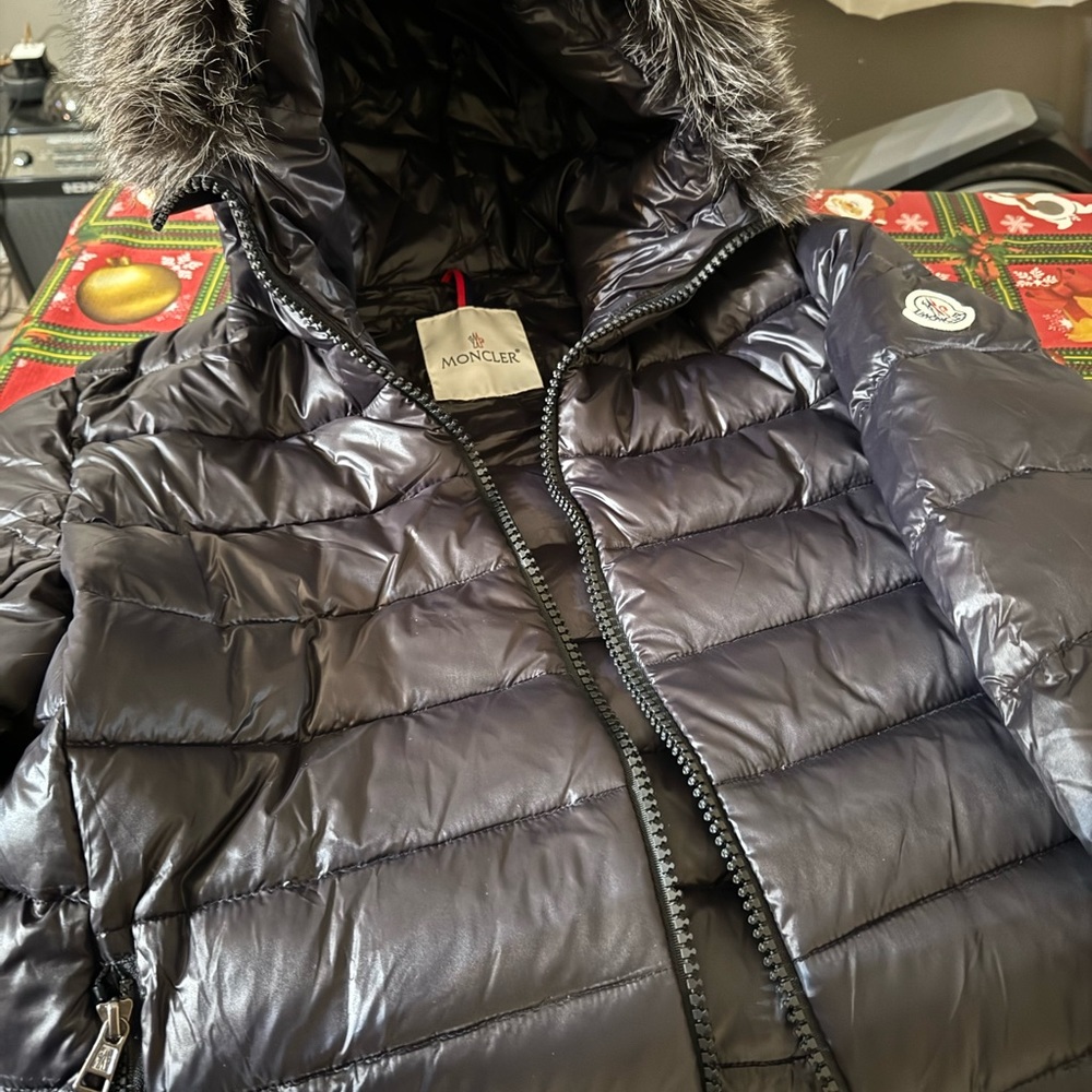 Moncler Size 5 Black